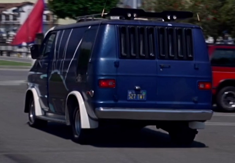 Weird blue van ass